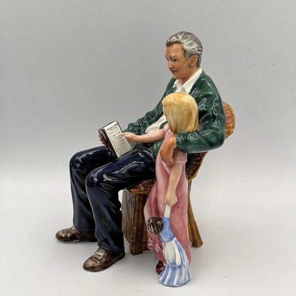 Royal Doulton Figurine: ‘Grandpa’s Story’ — HN 3456 - Picture 7 of 10